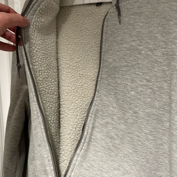 Slate and Stone Men’s Large Sherpa Lined Zipup Hoodie - Picture 4 of 4
